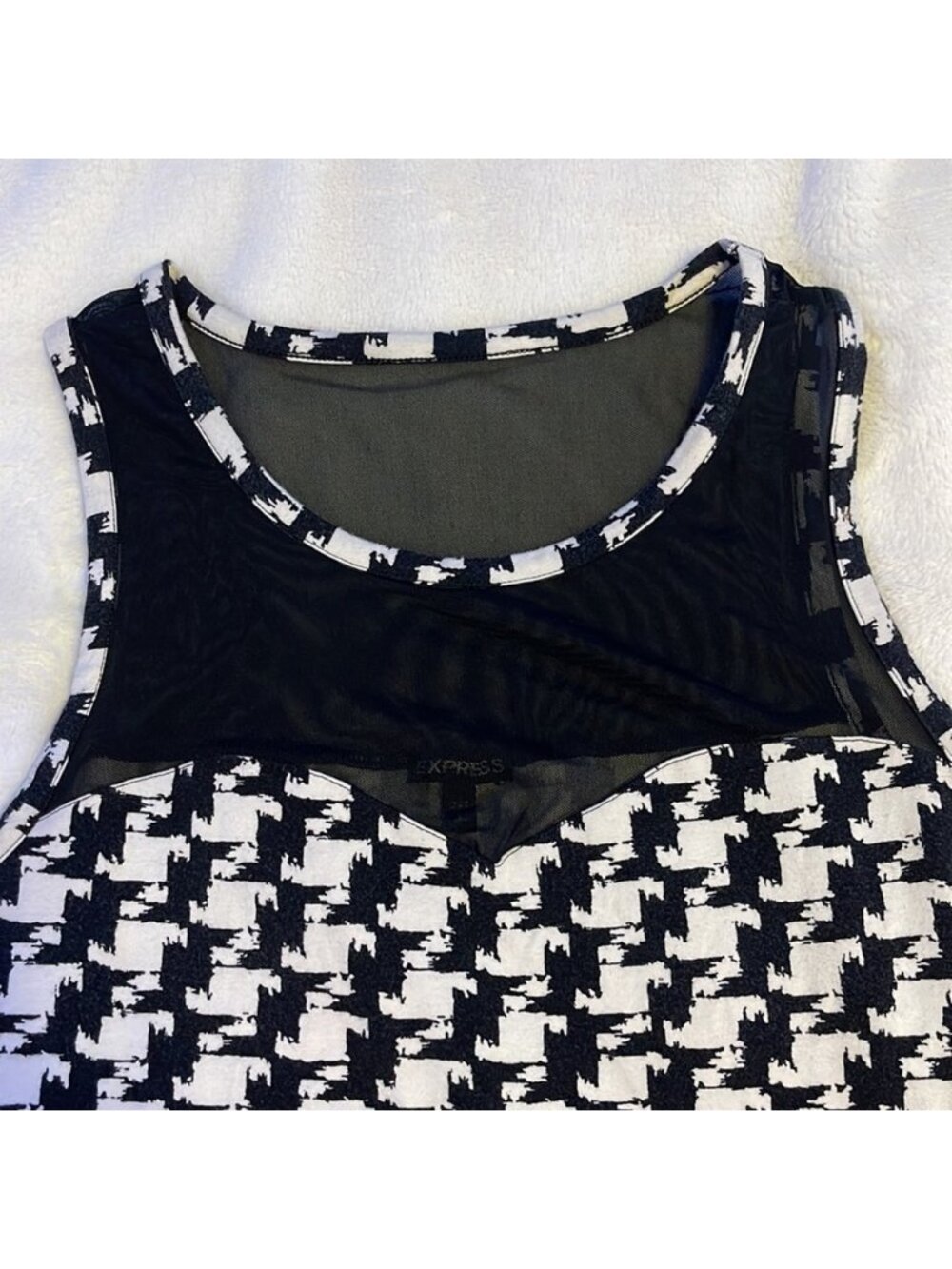 Top - Size L - Picture 2 of 3